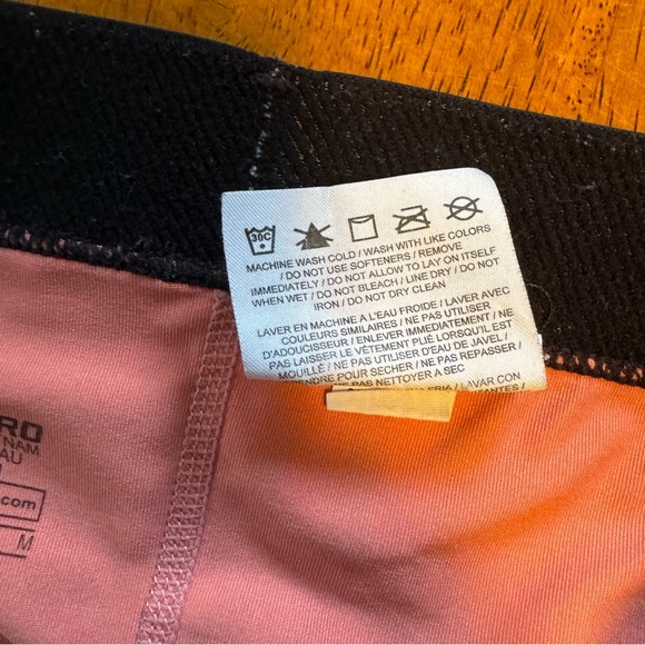 Nike Pro Shorts MEDIUM - Picture 4 of 8